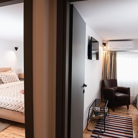 Aelia 110 Sq.M. Luxury Apartment 纳夫普利翁 外观 照片